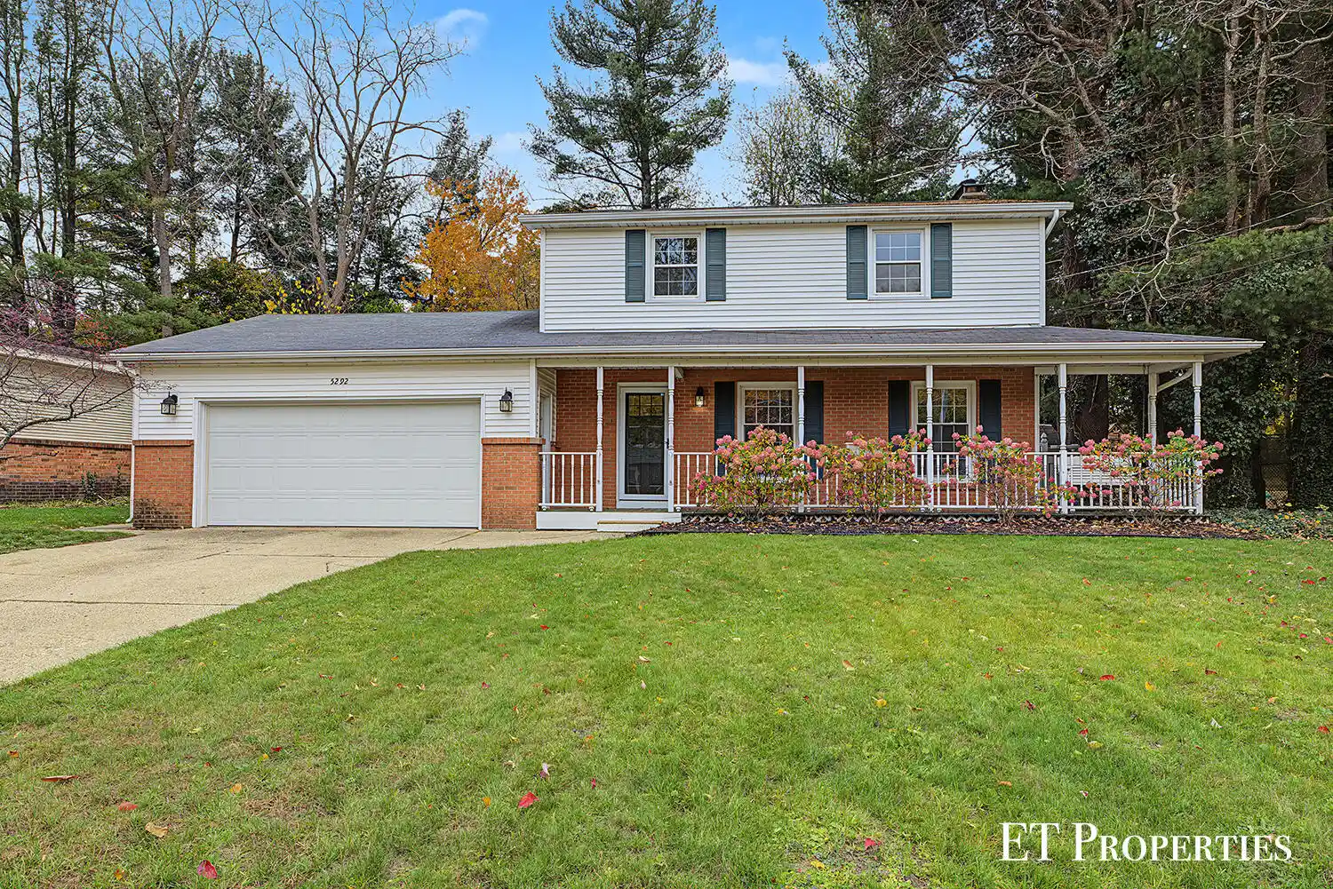 Photo 1 of Single family home for sale at 5292 Burgis Ave Se, Kentwood City Kent, MI 49508 | MLS# 65026057846 | Listing updated on 2026-10-31