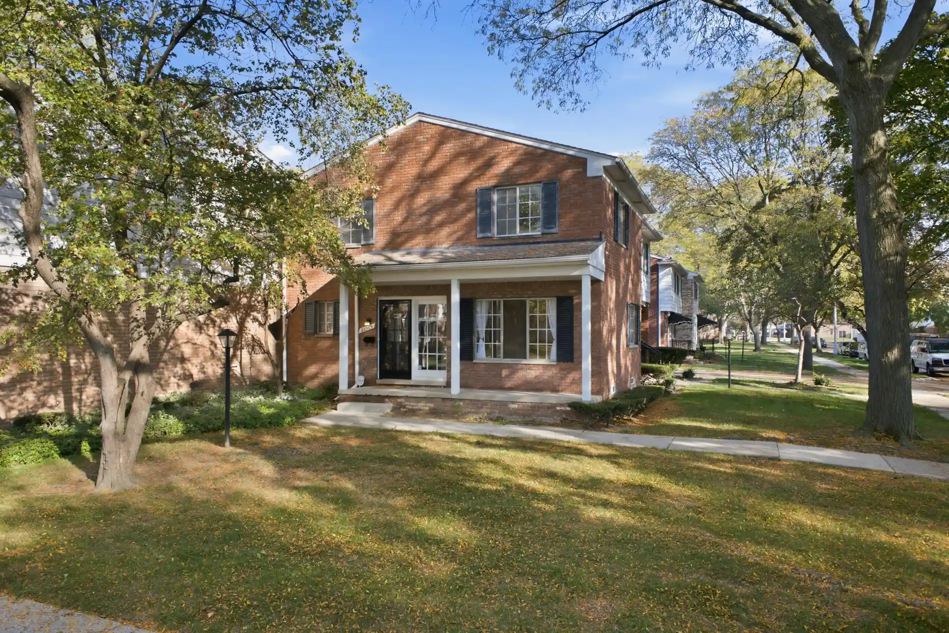 Condo for sale at 20565 Williamsburg Ct, HarperWoodsCity_Wayne, MI 48225 | MLS# 81026057871
