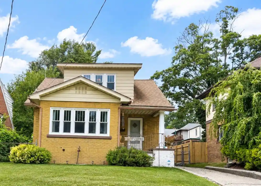 Single family home for sale at 1347 NW Powers Ave, Grand Rapids, MI 49504 | MLS# 65026057876