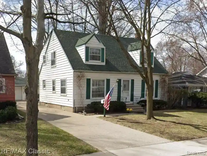 Photo 1 of Single family home for sale at 326 Rhode Is Ave, Royal Oak, MI 48067 | MLS# 20261088163 | Listing updated on 2026-10-31