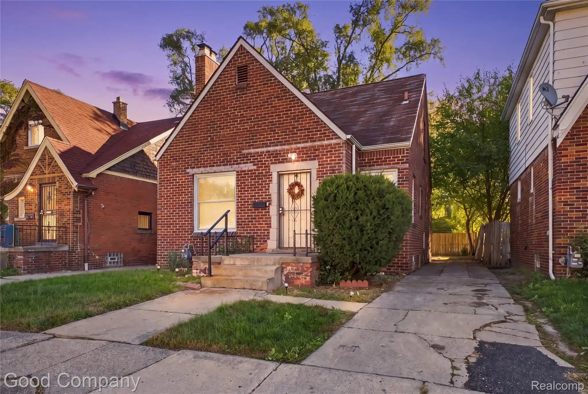 Single family home for sale at 16570 Tracey St, Detroit, MI 48235 | MLS# 20261088181