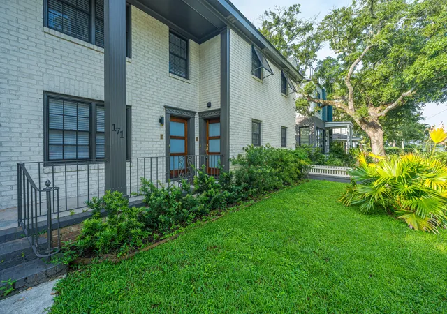 Photo 1 of Townhouse for sale at 171 3rd Avenue #D, Charleston, SC 29403 | MLS# 26023306 | Listing updated on 2026-09-18