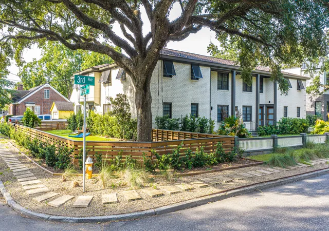 Photo 3 of Townhouse for sale at 171 3rd Avenue #D, Charleston, SC 29403 | MLS# 26023306 | Listing updated on 2026-09-18