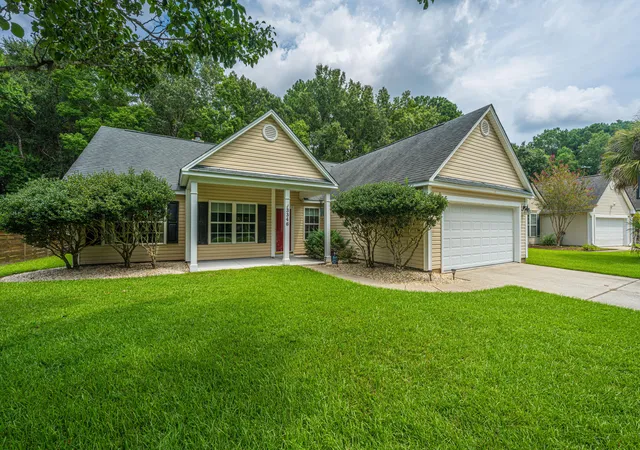 Single family home for sale at 3346 Lindner Ln, Mount Pleasant, SC 29466 | MLS# 26024188