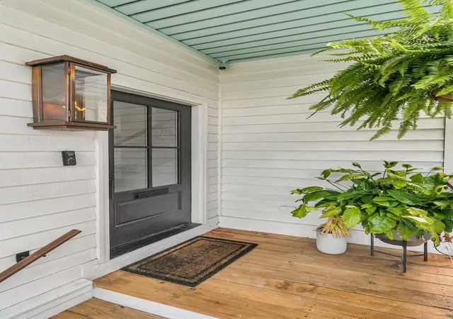 Photo 3 of Single family home for sale at 72 Hanover St, Charleston, SC 29403 | MLS# 26020509 | Listing updated on 2026-09-10