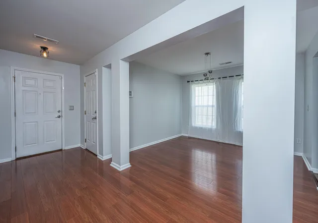 Photo 3 of Single family home for sale at 5056 Carrington Ct, Summerville, SC 29485 | MLS# 26021564 | Listing updated on 2026-09-18