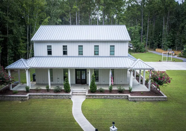 Photo 3 of Single family home for sale at 3841 Fault Line Dr, Ladson, SC 29456 | MLS# 26022156 | Listing updated on 2026-08-15