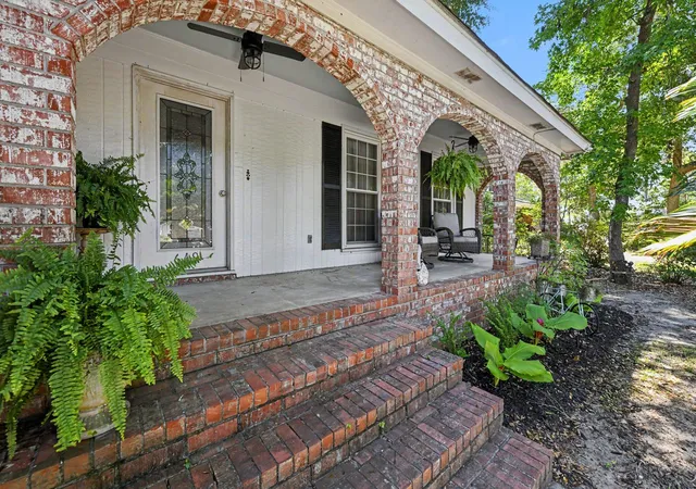 4th image of 649 Pelzer Dr, Mount Pleasant, SC 29464 | MLS# 26019678