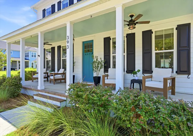 2nd image of 393 Oak Park St, Summerville, SC 29486 | MLS# 26023090