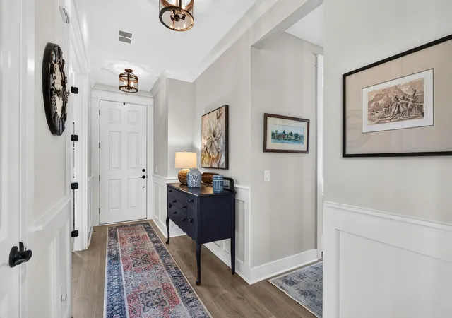 Photo 4 of Single family home for sale at 136 Leeward Landing, Summerville, SC 29486 | MLS# 26022563 | Listing updated on 2026-09-19