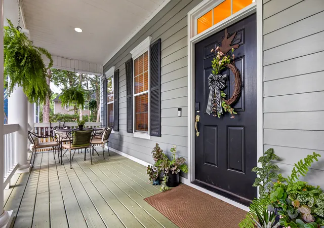 Photo 3 of Single family home for sale at 2003 Izard Ct, Charleston, SC 29414 | MLS# 26019937 | Listing updated on 2026-08-28