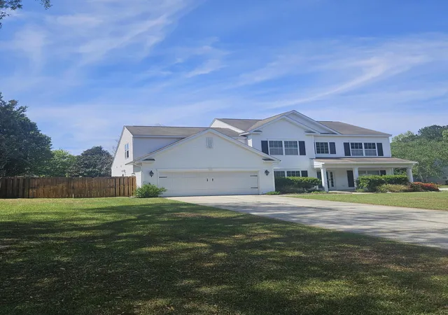 Photo 3 of Single family home for sale at 5143 Blair Rd, Summerville, SC 29483 | MLS# 26019865 | Listing updated on 2026-09-12