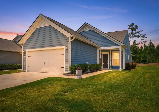 Photo 1 of Single family home for sale at 619 Daffodil Ct, Summerville, SC 29486 | MLS# 26019797 | Listing updated on 2026-09-01