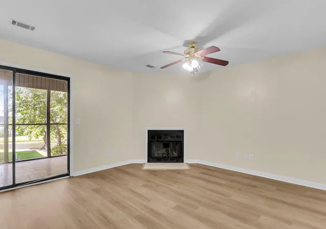 3rd image of 1005 Waterwood Dr, Goose Creek, SC 29445 | MLS# 26016903
