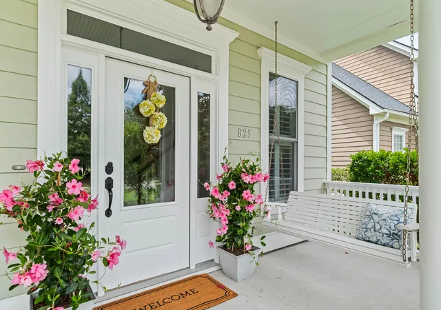 3rd image of 825 Hunt Club Run, Charleston, SC 29414 | MLS# 26023647