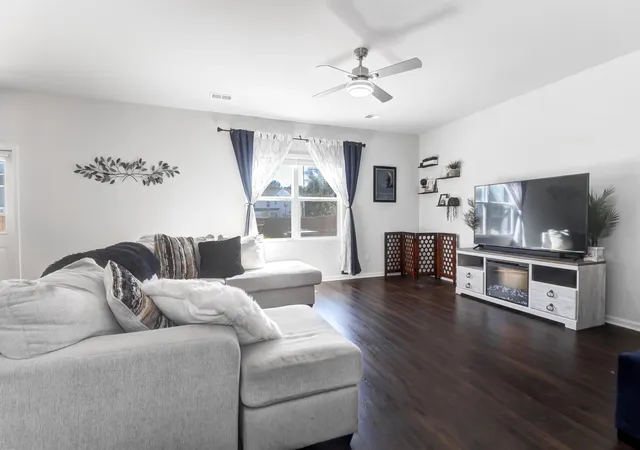 4th image of 2214 Cooper Farm Rd, Johns Island, SC 29455 | MLS# 26022927