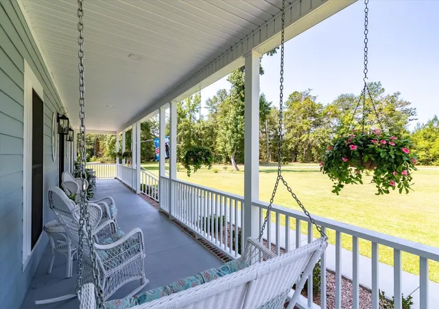Photo 3 of Single family home for sale at 6876 Hyde Farm Rd, Ravenel, SC 29470 | MLS# 26022443 | Listing updated on 2026-09-09