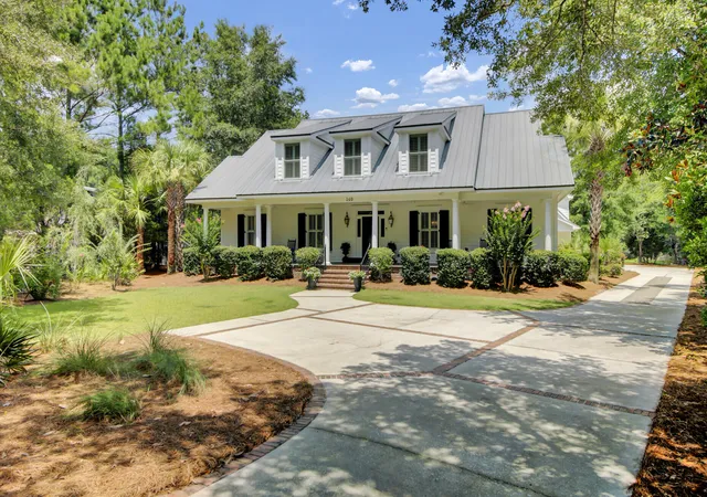 Photo 3 of Single family home for sale at 160 Grand Park Blvd, Charleston, SC 29492 | MLS# 26020498 | Listing updated on 2026-08-19