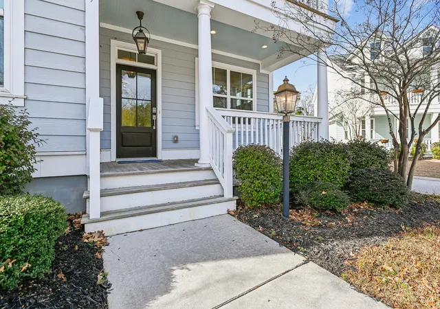 3rd image of 1009 Oak Bluff Ave, Charleston, SC 29492 | MLS# 26002038