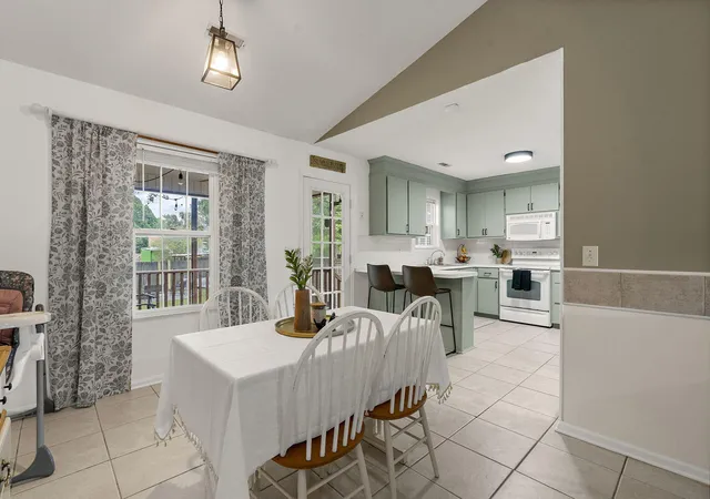Homes for sale in Summerville, SC | 100 Caboose Ct, Summerville, SC 29486 | MLS# 26014067