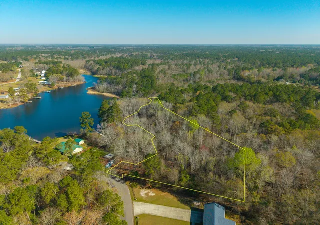Photo 4 of Land for sale at 1746 Stukes Rd, Manning, SC 29102 | MLS# 26021308 | Listing updated on 2026-08-22