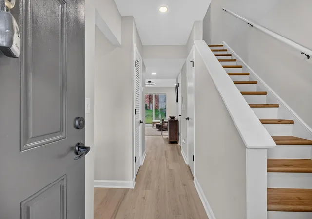 image of 404 Andrea Ln, Hanahan, SC 29410 | MLS# 26022570