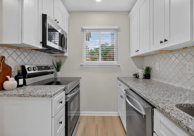 image of 404 Andrea Ln, Hanahan, SC 29410 | MLS# 26022570
