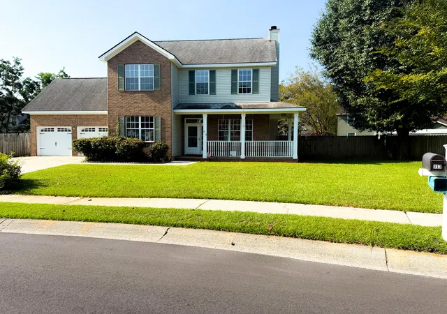 Photo 3 of Single family home for sale at 313 Courtney Round, Summerville, SC 29486 | MLS# 26022900 | Listing updated on 2026-09-06