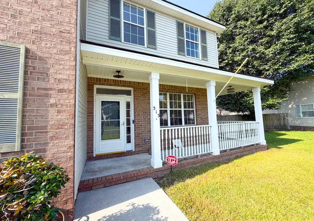 Photo 3 of Single family home for sale at 313 Courtney Round, Summerville, SC 29486 | MLS# 26022900 | Listing updated on 2026-09-06