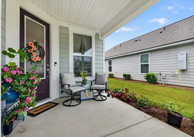 Photo 4 of Single family home for sale at 723 Blue Iris Way, Summerville, SC 29486 | MLS# 26021689 | Listing updated on 2026-09-08