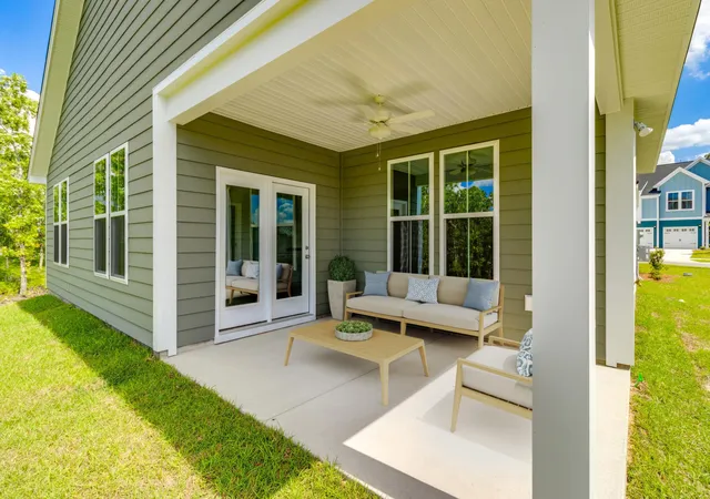 Photo 3 of Single family home for sale at 228 Crosswick St, Summerville, SC 29483 | MLS# 26019022 | Listing updated on 2026-08-04