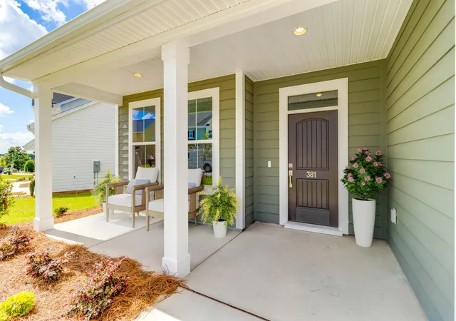 Photo 4 of Single family home for sale at 228 Crosswick St, Summerville, SC 29483 | MLS# 26019022 | Listing updated on 2026-08-04