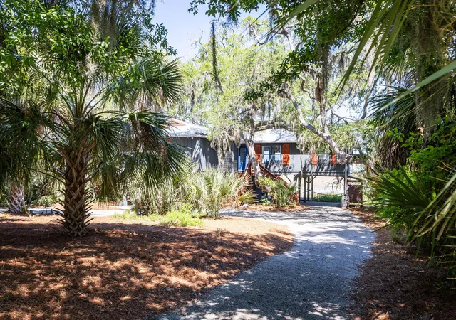 Photo 4 of Single family home for sale at 1205 Jungle Rd, Edisto Island, SC 29438 | MLS# 26012951 | Listing updated on 2026-05-13