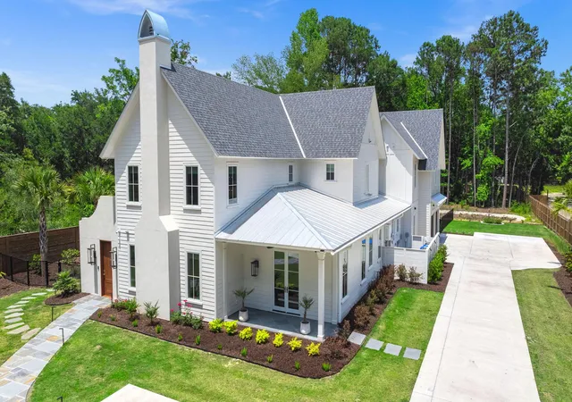 Photo 2 of Single family home for sale at 2147 River Rd, Johns Island, SC 29455 | MLS# 26018030 | Listing updated on 2026-08-04