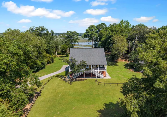 Photo 4 of Single family home for sale at 5490 Stono View Dr, Johns Island, SC 29455 | MLS# 26021810 | Listing updated on 2026-09-10