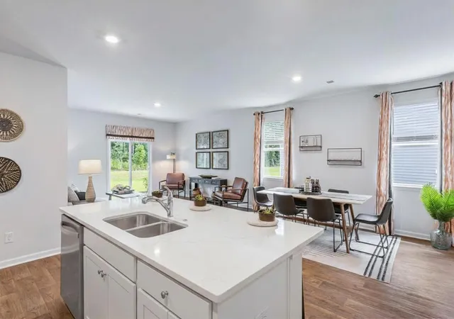 Photo 3 of Single family home for sale at 221 Longbeard Dr, Summerville, SC 29483 | MLS# 26021076 | Listing updated on 2026-08-04