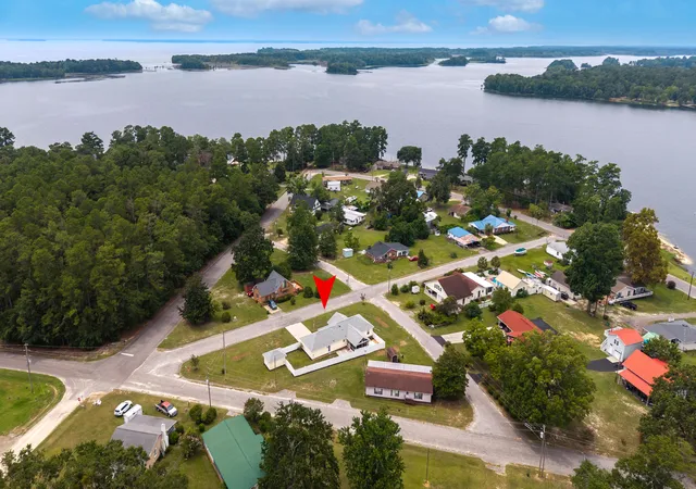 Photo 2 of Single family home for sale at 1026 Radius St, Manning, SC 29102 | MLS# 26021681 | Listing updated on 2026-09-02