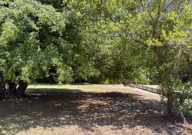 Photo 2 of Land for sale at 734 Kent St, Mount Pleasant, SC 29464 | MLS# 26014399 | Listing updated on 2026-09-30