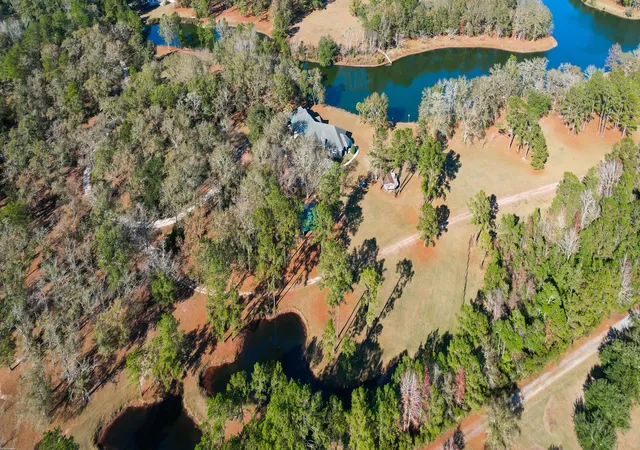 Homes for sale in Ravenel, SC | 6615 Old Jacksonboro Rd, Ravenel, SC 29470 | MLS# 26019530