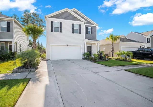 Photo 3 of Single family home for sale at 312 Black Birch Dr, Summerville, SC 29486 | MLS# 26022571 | Listing updated on 2026-08-23