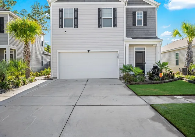 Photo 3 of Single family home for sale at 312 Black Birch Dr, Summerville, SC 29486 | MLS# 26022571 | Listing updated on 2026-09-22