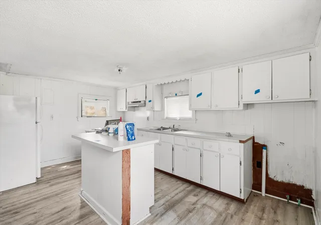 Photo 3 of Single family home for sale at 1129 Felix Ln, Summerville, SC 29483 | MLS# 26022102 | Listing updated on 2026-09-17