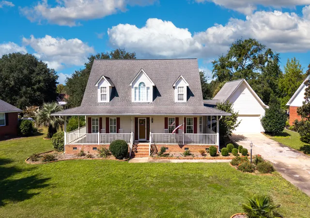 Photo 3 of Single family home for sale at 29 Plantation Dr, Manning, SC 29102 | MLS# 26021971 | Listing updated on 2026-08-28