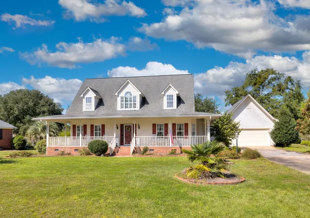 Photo 4 of Single family home for sale at 29 Plantation Dr, Manning, SC 29102 | MLS# 26021971 | Listing updated on 2026-08-28
