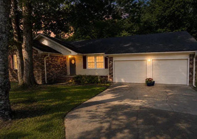 Single family home for sale at 412 Red Fox Run, Summerville, SC 29485 | MLS# 26022249