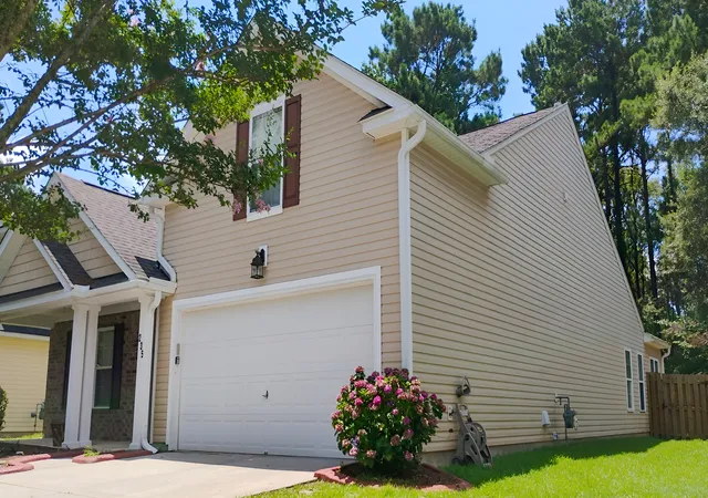 Photo 2 of Single family home for sale at 235 Sweet Alyssum Dr, Ladson, SC 29456 | MLS# 26020169 | Listing updated on 2026-09-18