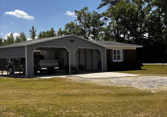 Homes for sale in Saint George, SC | 9865 Charleston Hwy, Saint George, SC 29477 | MLS# 26012065
