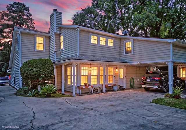 Photo 4 of Single family home for sale at 1639 Central Ave, Summerville, SC 29483 | MLS# 26020415 | Listing updated on 2026-08-31