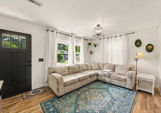 Photo 4 of Single family home for sale at 2633 Dellwood Ave, North Charleston, SC 29405 | MLS# 26016766 | Listing updated on 2026-09-08
