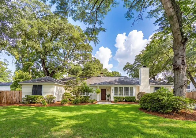 Photo 3 of Single family home for sale at 1670 Hunley Ave, Charleston, SC 29412 | MLS# 26022507 | Listing updated on 2026-09-17